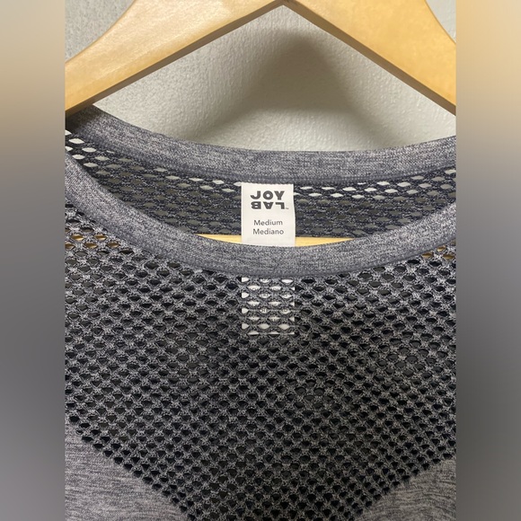 JoyLab Long Sleeve Crop Top Women’s Size Medium - Picture 2 of 4